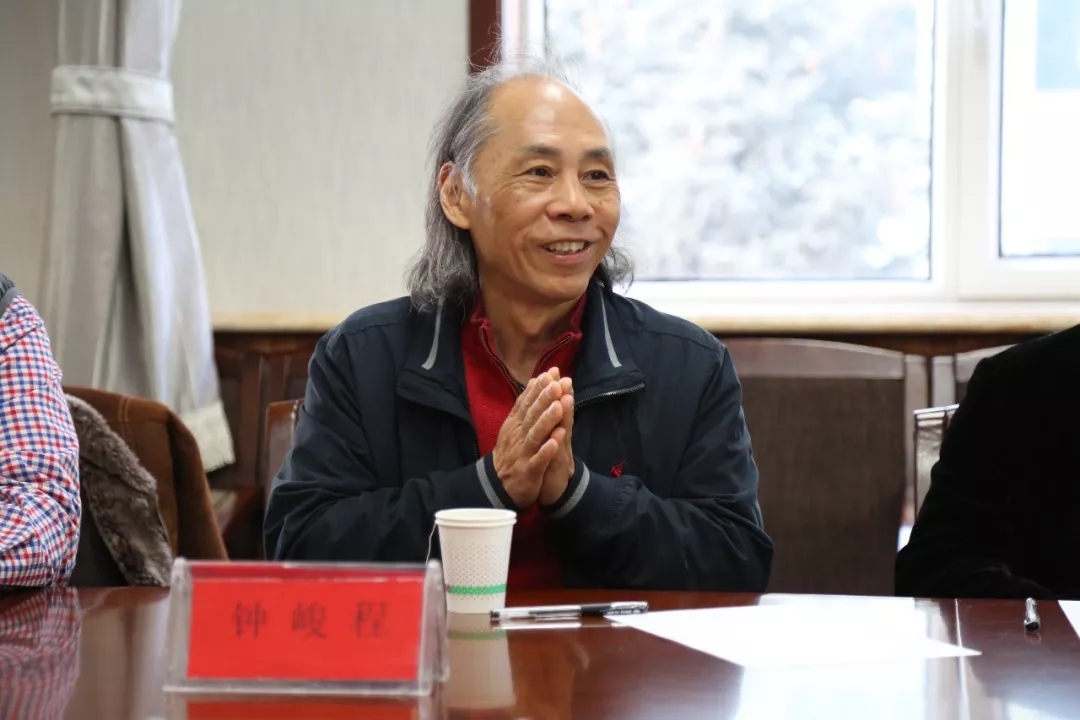 中国-东盟音乐周艺术总监、广西艺术学院作曲教授钟峻程发言.webp.jpg