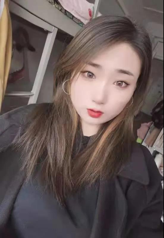 秦佳钰.jpg