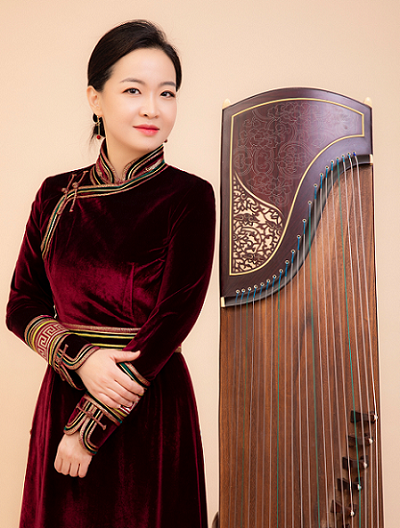 李莉.png