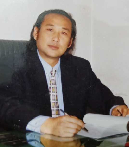 哈斯.png